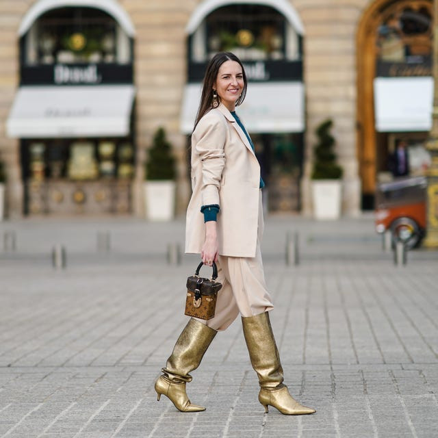 Fashionable Outing: Gold Knee-High Boots Fashionable Outing: Gold Knee-High Boots — Gold Outfits 2027