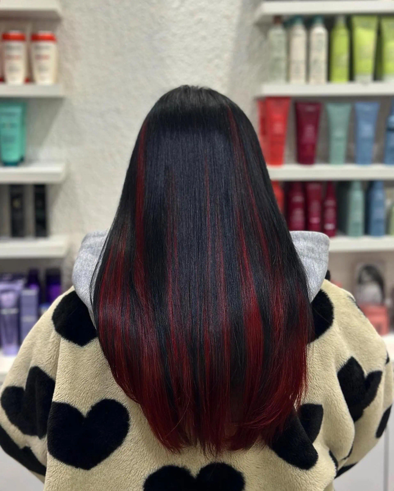 Black Base With Red Peekaboo Highlights Visual Idea Black Base With Red Peekaboo Highlights Visual Idea — Peekaboo Highlights 2027