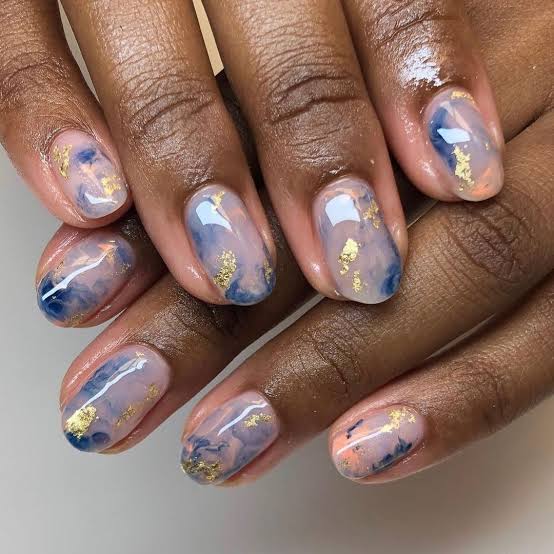 Short Oval Blue White Marbled Gold Foil Nails — Abstract Watercolor Nails 2027