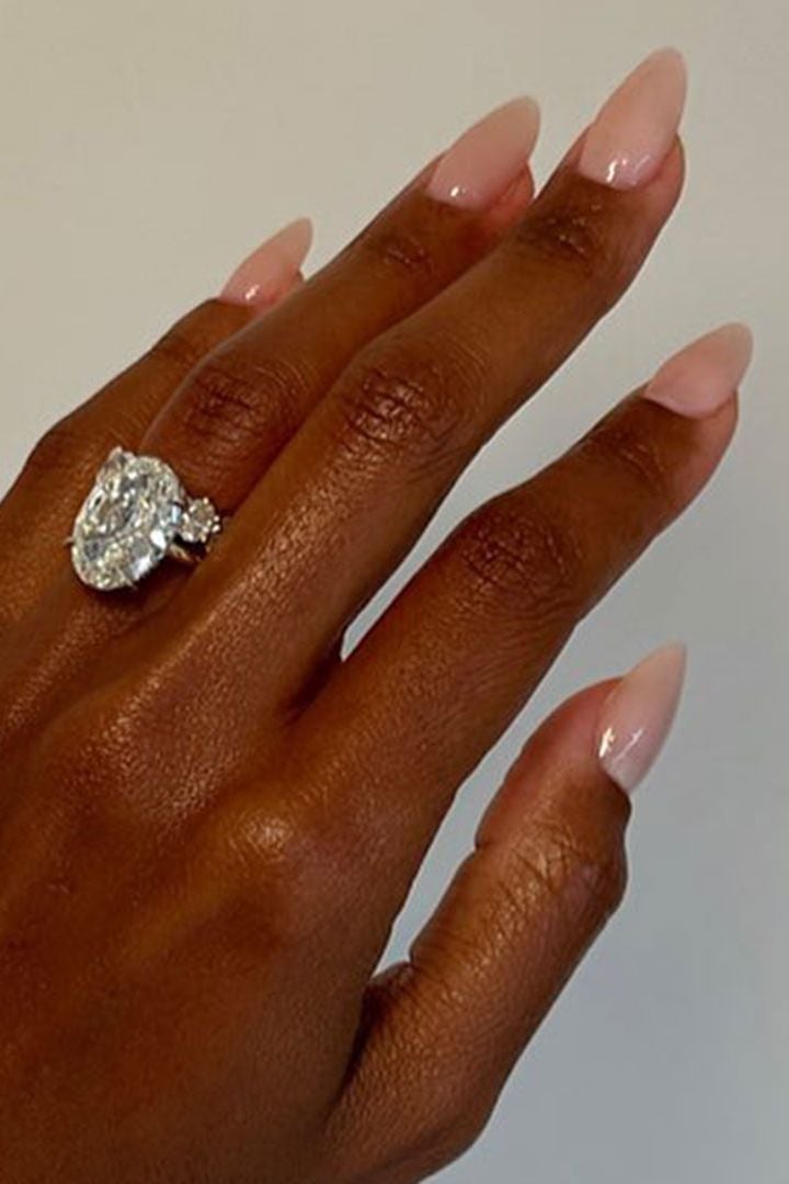Medium Almond Pale Nude High Gloss Medium Almond Pale Nude High Gloss — Almond Nails 2027 for Fat Fingers