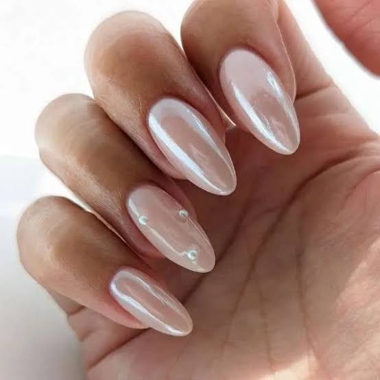Medium Almond Pearlescent Pink With Pearl Accents Medium Almond Pearlescent Pink With Pearl Accents — Almond Nails 2027 for Fat Fingers