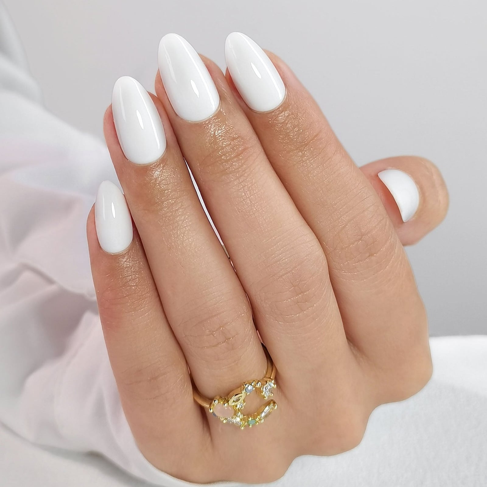 Opaque White Glossy Almond Nails Opaque White Glossy Almond Nails — Almond Nails 2027 for Short Nail Beds