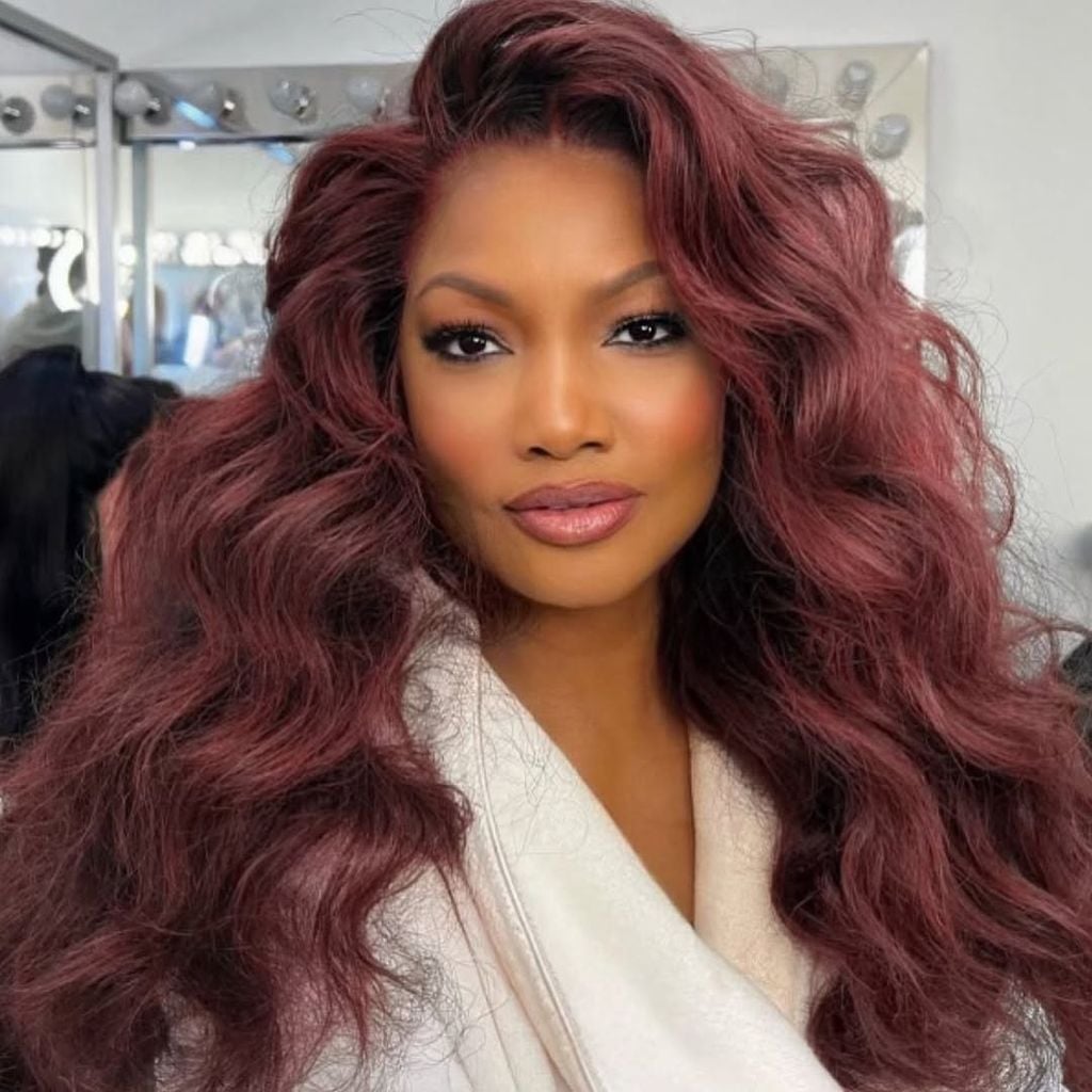 Mid-Back Deep Auburn With Soft Blowout — Auburn Hair 2027 for Latinas