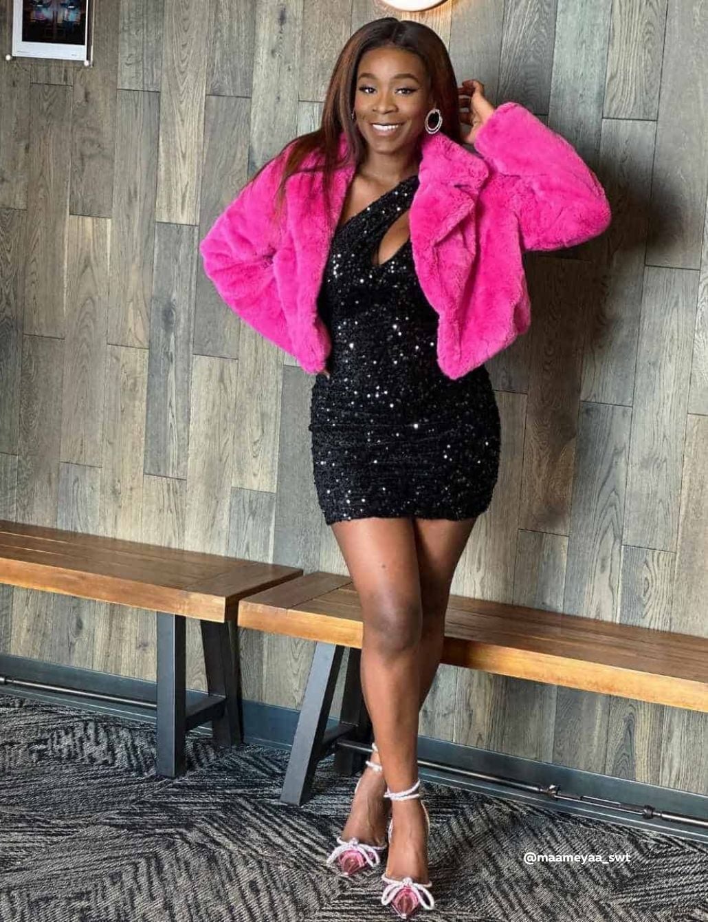 Black sequined fitted mini dress with pink faux fur jacket Black sequined fitted mini dress with pink faux fur jacket — Bachelorette Dress 2027 for Guest