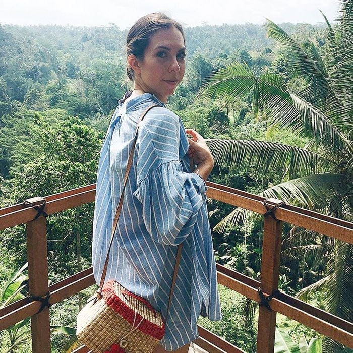Striped voluminous sleeve blouse for travel Striped voluminous sleeve blouse for travel — Bali Outfits 2027