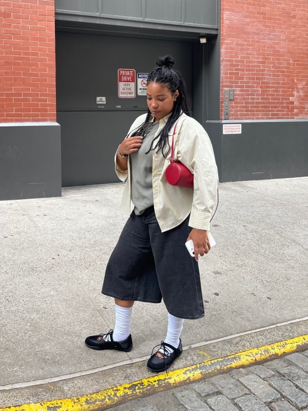 Black Ballet Sneakers With Wide-Leg Culottes Black Ballet Sneakers With Wide-Leg Culottes — Ballet Sneakers Outfits 2027