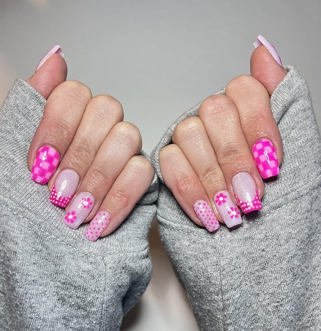 Medium Coffin Pink Checkerboard Floral Dots Medium Coffin Pink Checkerboard Floral Dots — Barbie Pink Nails 2027