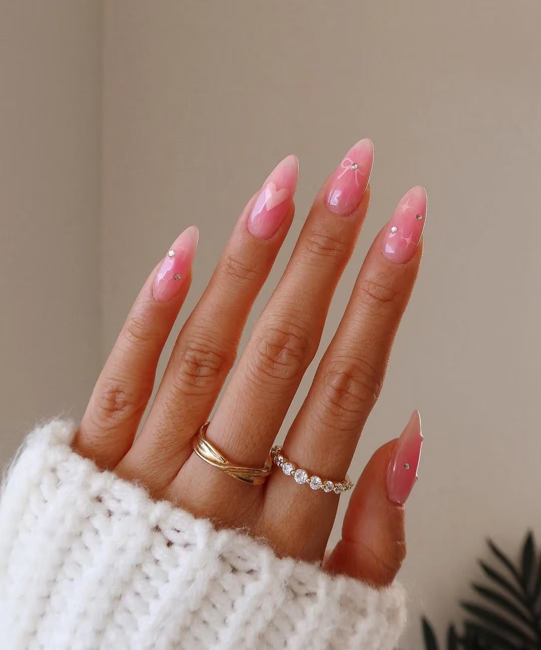 Medium Almond Jelly Pink Hearts Rhinestones Medium Almond Jelly Pink Hearts Rhinestones — Barbie Pink Nails 2027