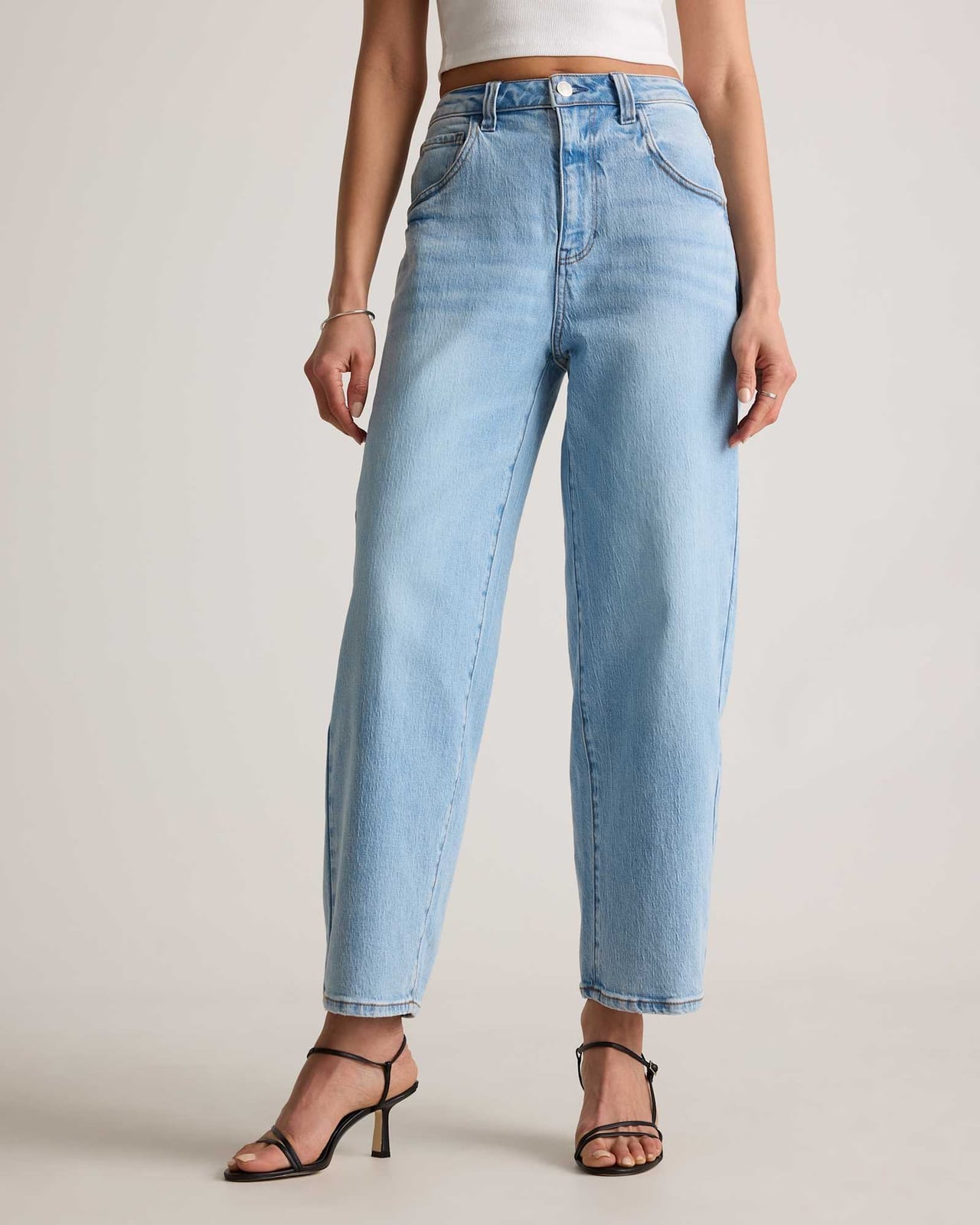Light stretch barrel jeans with cropped top, Strappy Heeled Sandals Light stretch barrel jeans with cropped top, Strappy Heeled Sandals — Barrel Jeans 2027