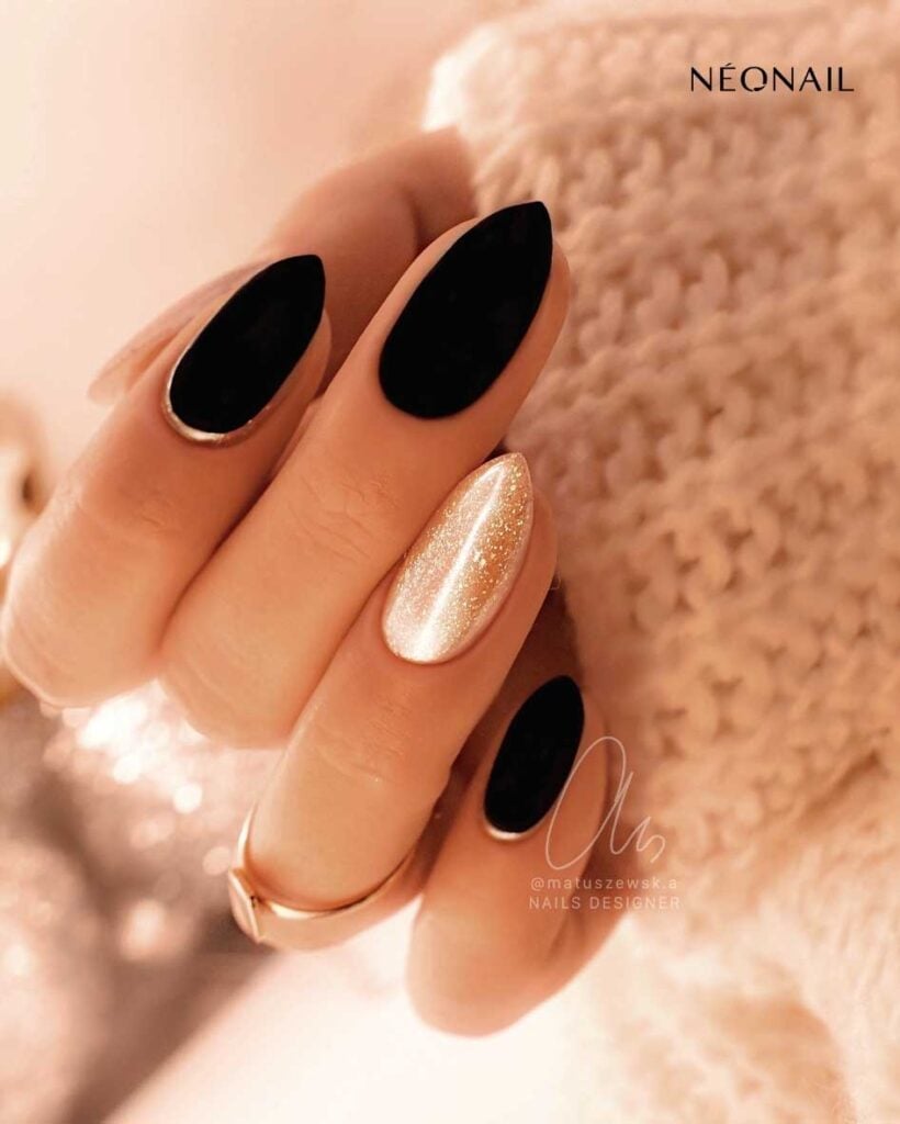 Long Almond Ombre Green Black Gold French Stars Long Almond Ombre Green Black Gold French Stars — Black and Gold Nails 2027