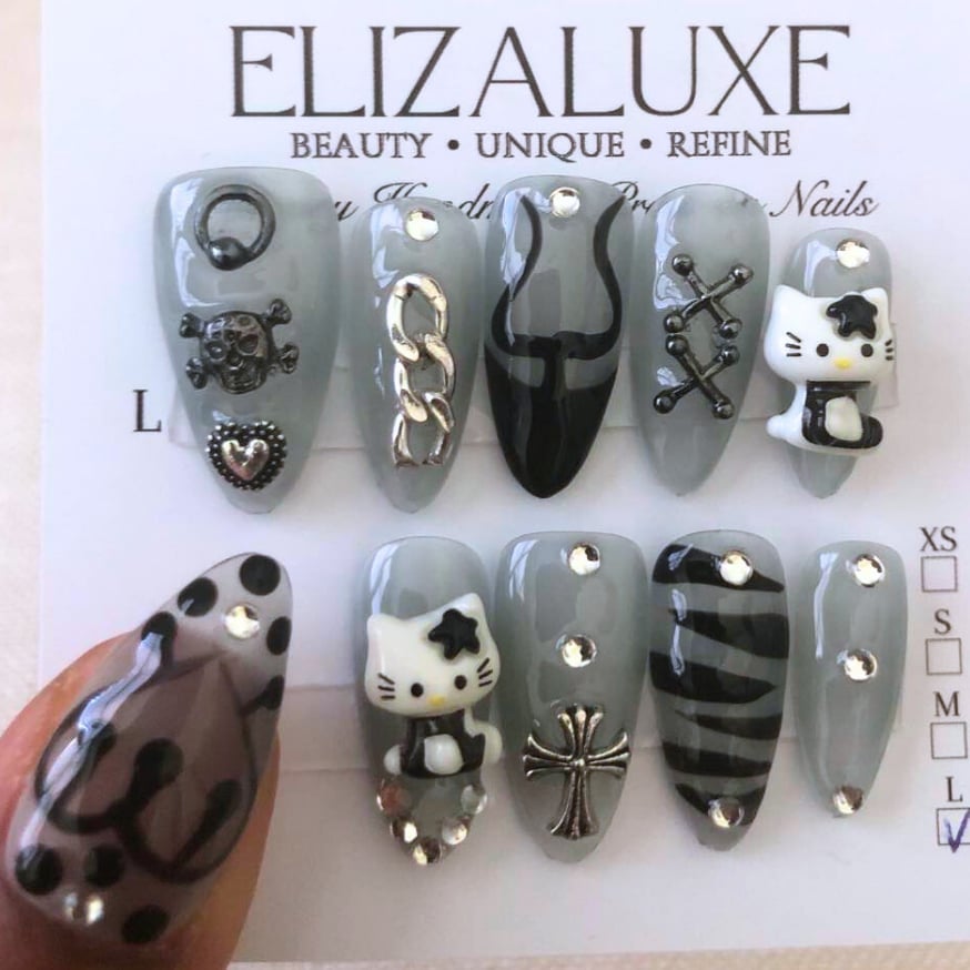 Long Coffin Gray Black 3D Hello Kitty Charm Nails Long Coffin Gray Black 3D Hello Kitty Charm Nails — Black Hello Kitty Nails 2027