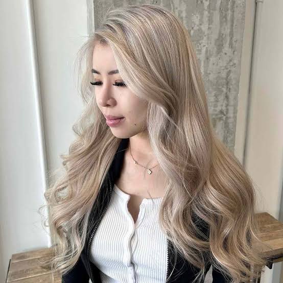 Cool Ash Blonde Mid-Back Layers With Root Shadow Cool Ash Blonde Mid-Back Layers With Root Shadow — Blonde Hair 2027 for Brown Eyes