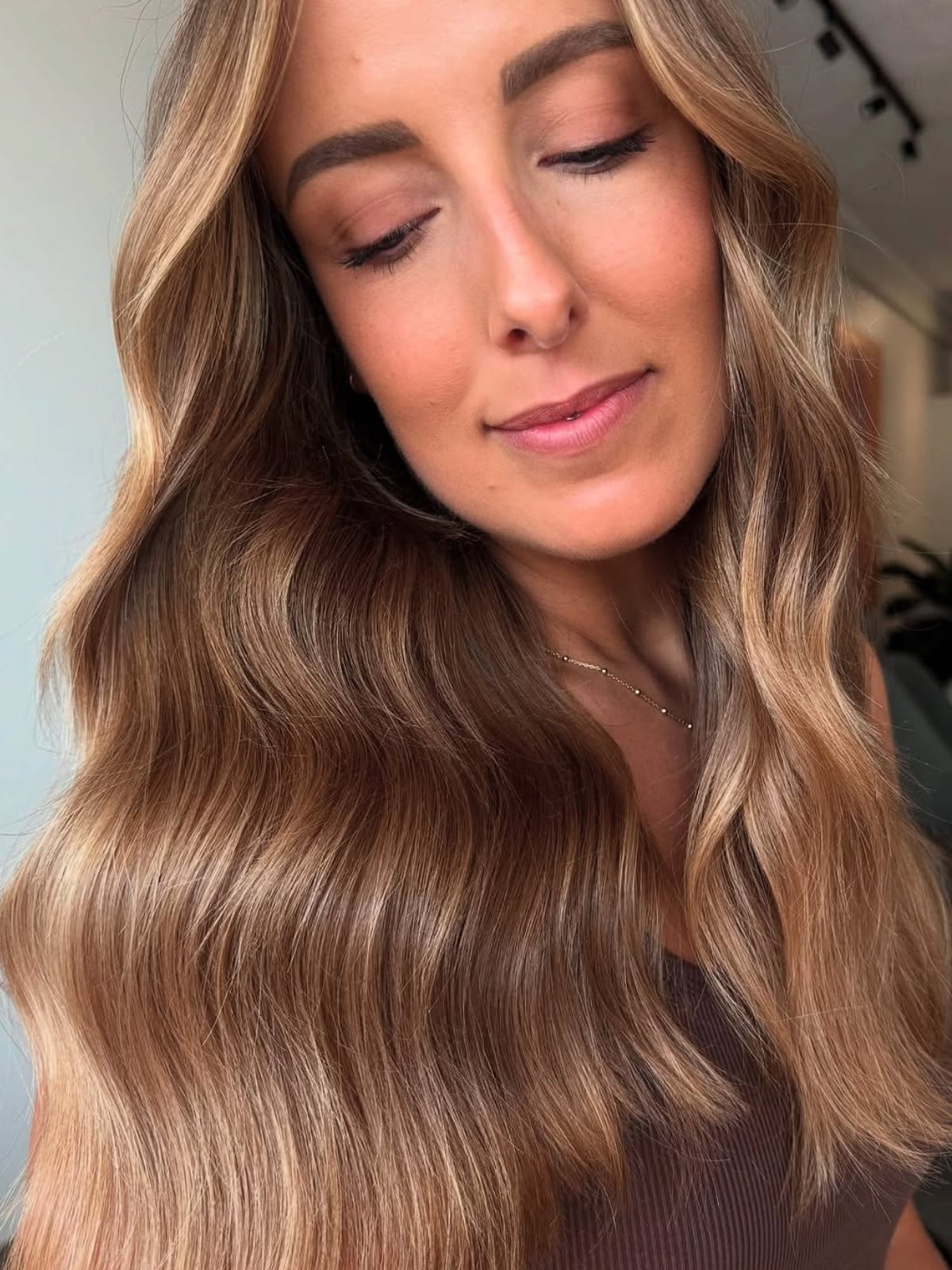 Collarbone Honey Blonde With Lighter Highlights Collarbone Honey Blonde With Lighter Highlights — Blonde Hair 2027 for Olive Skin