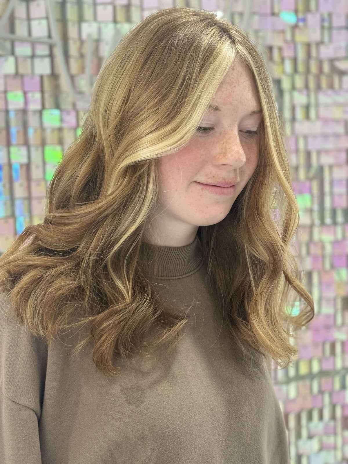 Light Brown Base With Blonde Balayage And Curtain Bangs Light Brown Base With Blonde Balayage And Curtain Bangs — Blonde Hair 2027 for Olive Skin