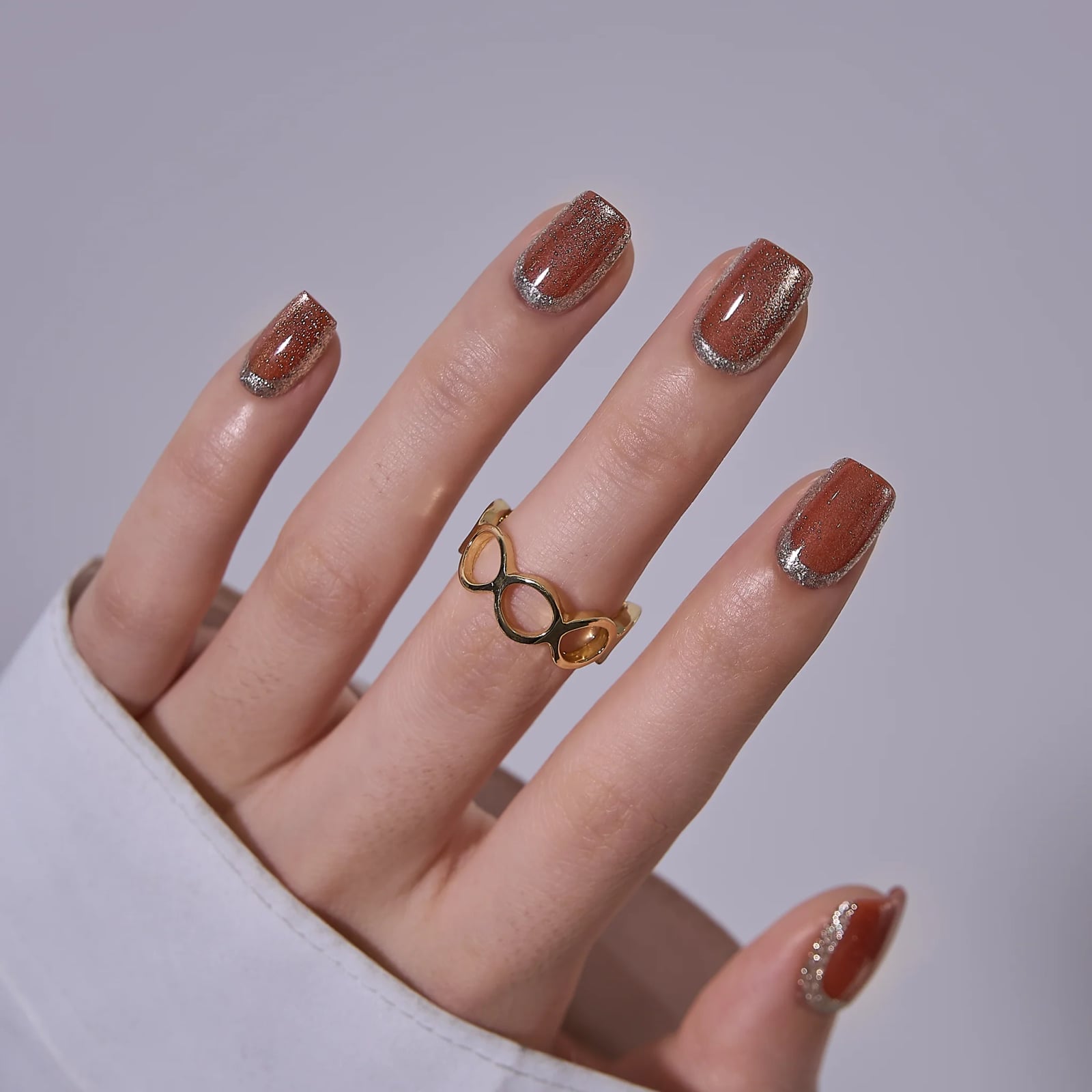 Glossy Brown Silver Stripe Medium Squoval Nails Glossy Brown Silver Stripe Medium Squoval Nails — Bronze Nails 2027