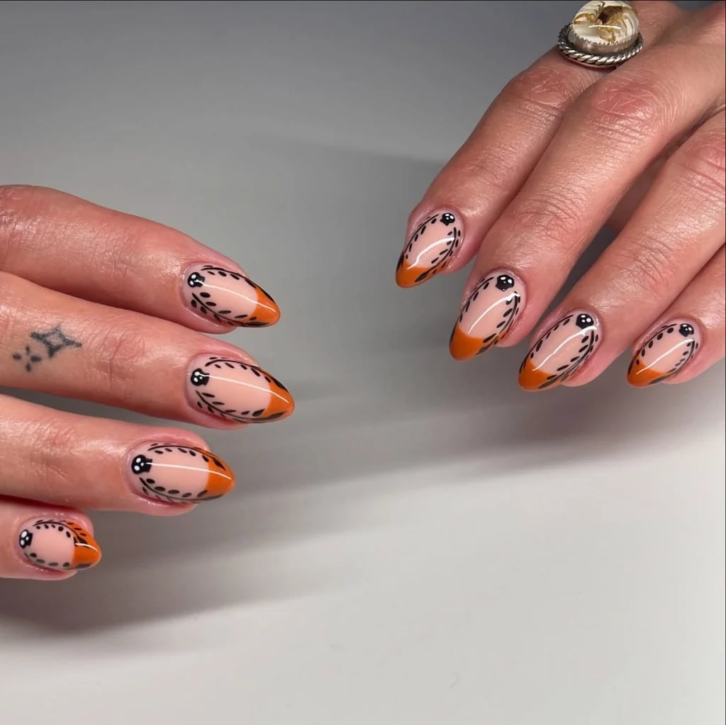 Short Square Matte Burnt Orange Foil Nails, Abstract Lines Short Square Matte Burnt Orange Foil Nails, Abstract Lines — Burnt Orange Nails 2027