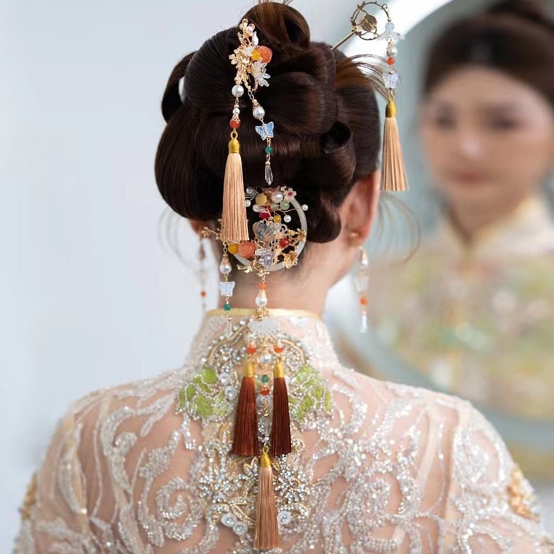 High Intricate Updo With Tassels High Intricate Updo With Tassels — Chinese Wedding Hairstyles 2027