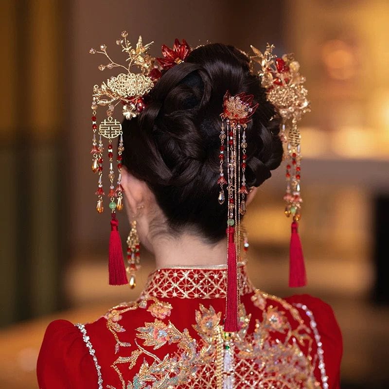 High Intricate Updo With Tassels, Dark Brown High Intricate Updo With Tassels, Dark Brown — Chinese Wedding Hairstyles 2027