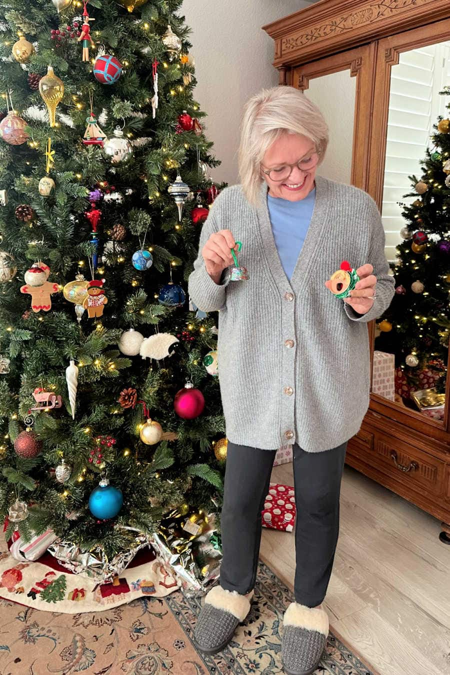 Cozy Gray Cardigan and Slippers for Christmas Cozy Gray Cardigan and Slippers for Christmas — Christmas Morning Outfits 2026