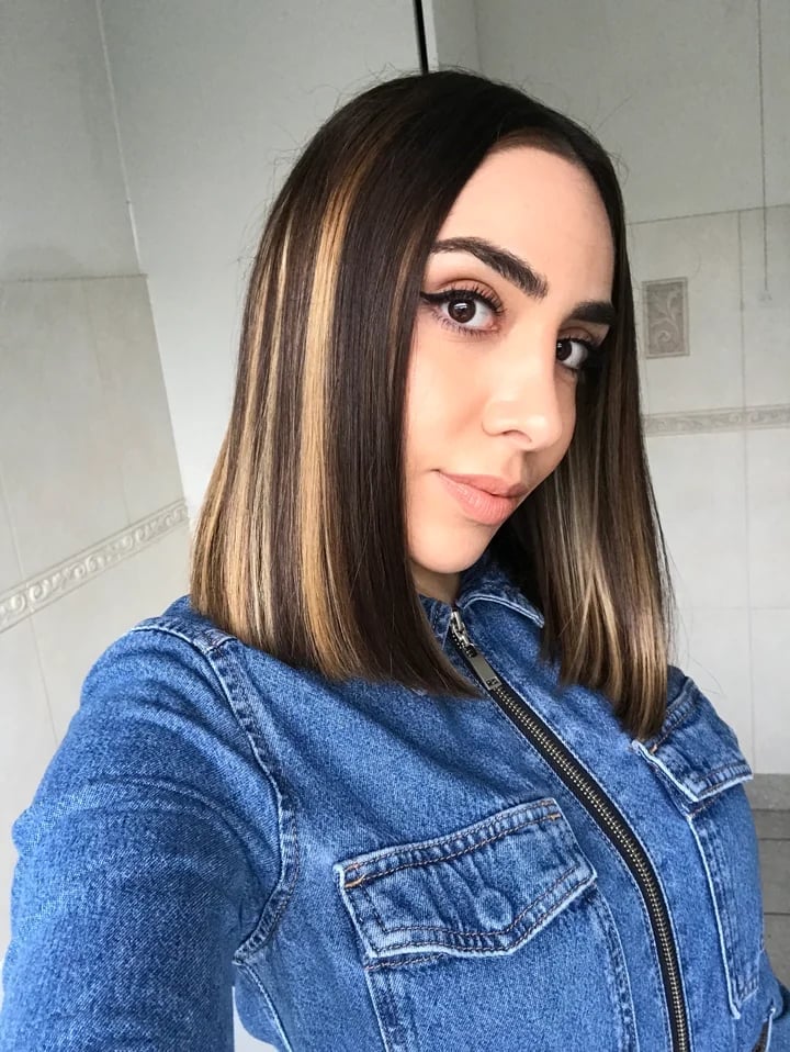 Chin Length Bob With Bold Blonde Face-Framing Streaks — Chunky Blonde Highlights on Dark Hair 2027