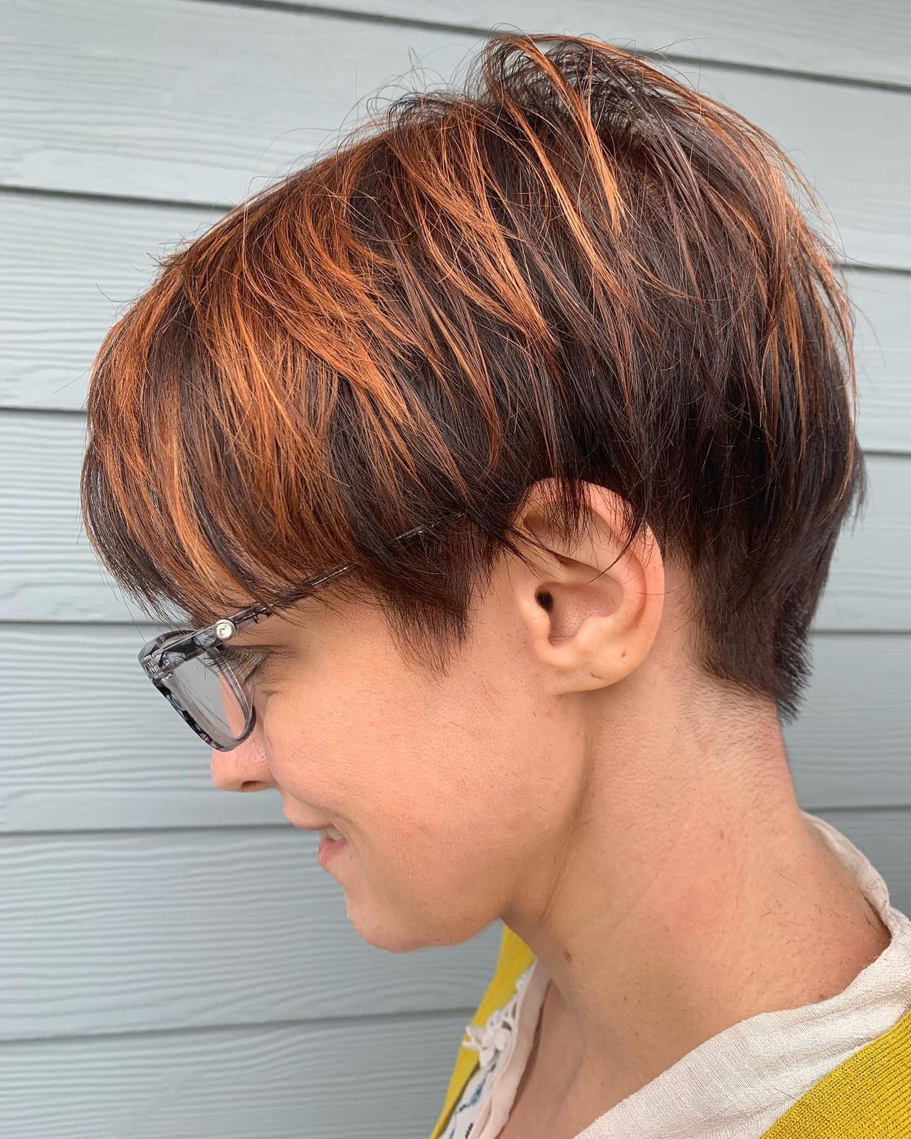 Pixie With Copper Chunky Highlights Pixie With Copper Chunky Highlights — Chunky Highlights Pixie 2027