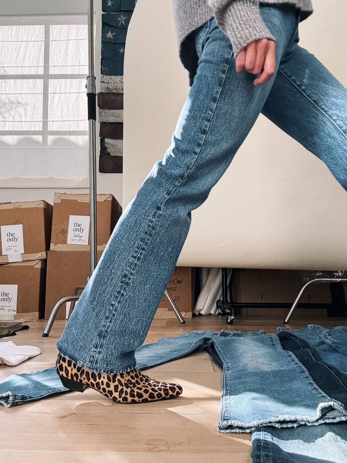 Gray Knit Sweater And Leopard Boots Gray Knit Sweater And Leopard Boots — Church Bootcut Jeans Outfits 2027