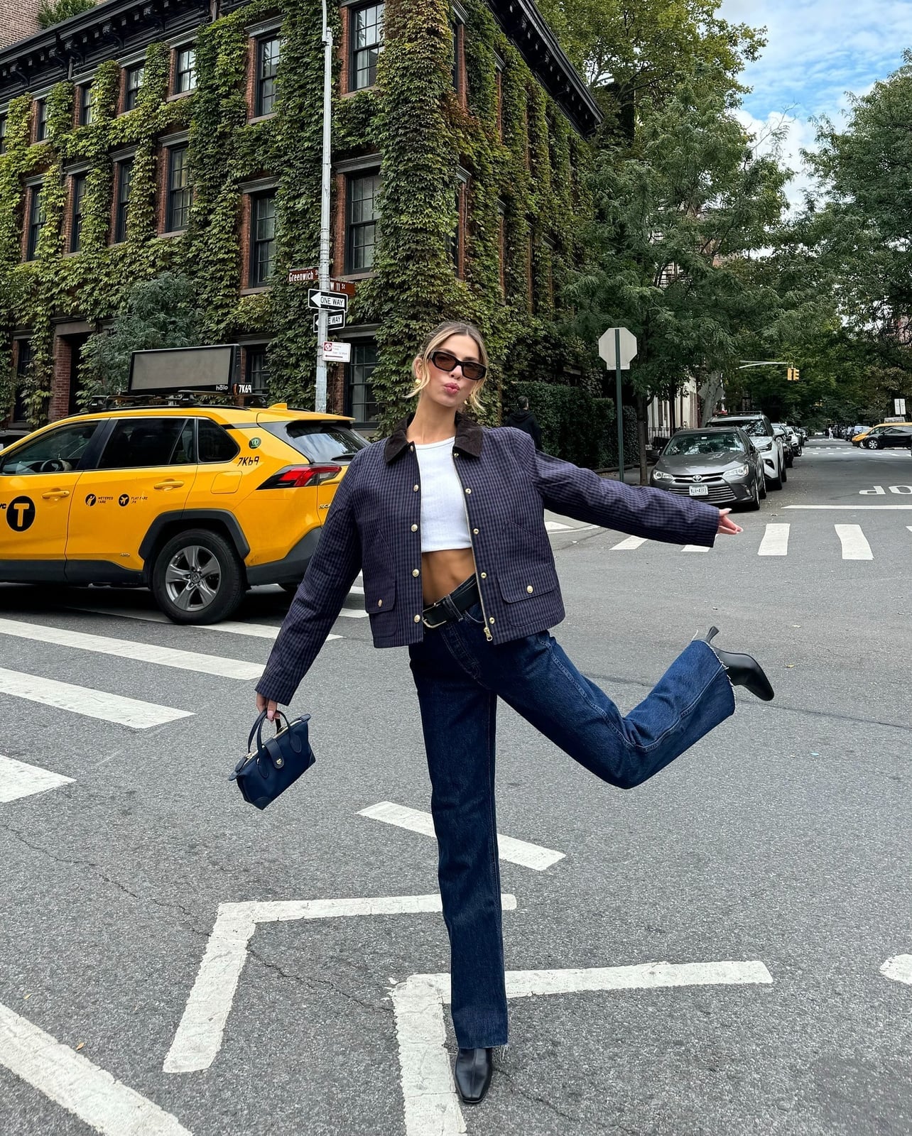 Cropped Jacket And Bootcut Jeans Cropped Jacket And Bootcut Jeans — Church Bootcut Jeans Outfits 2027