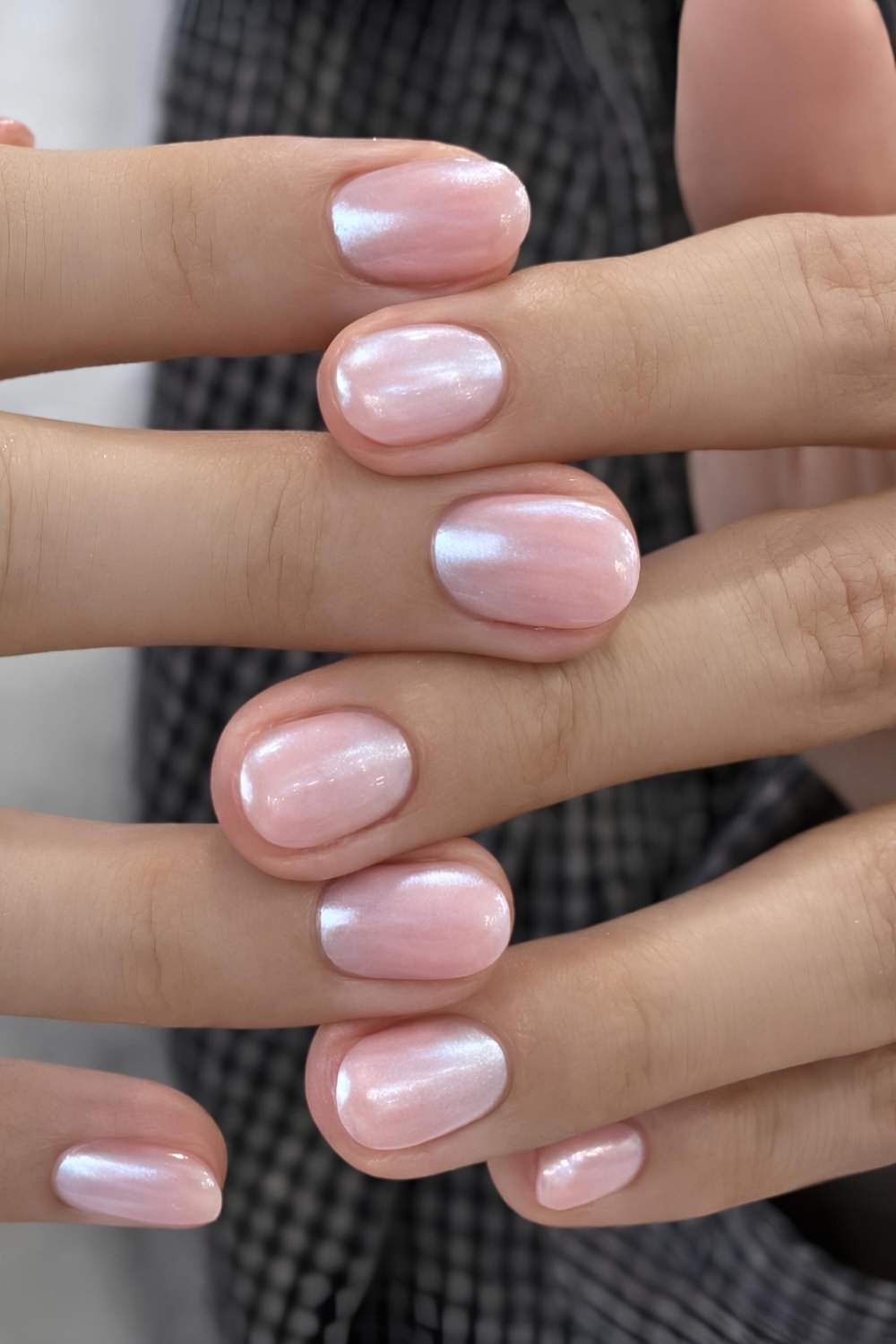 Pale Pink Pearlescent Shimmer Short Oval Nails Pale Pink Pearlescent Shimmer Short Oval Nails — Classy Short Nails 2027