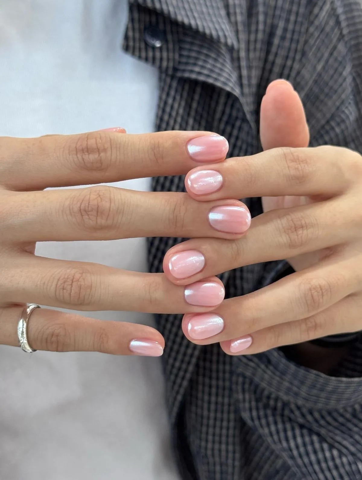 Pale Pink Pearlescent Shimmer Short Almond Nails, Close-Up Take Pale Pink Pearlescent Shimmer Short Almond Nails, Close-Up Take — Classy Short Nails 2027