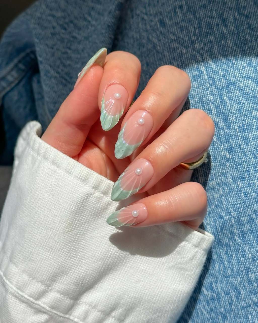 Medium Almond Pastel Green French Pearl Nails Medium Almond Pastel Green French Pearl Nails — Clear Nails 2027