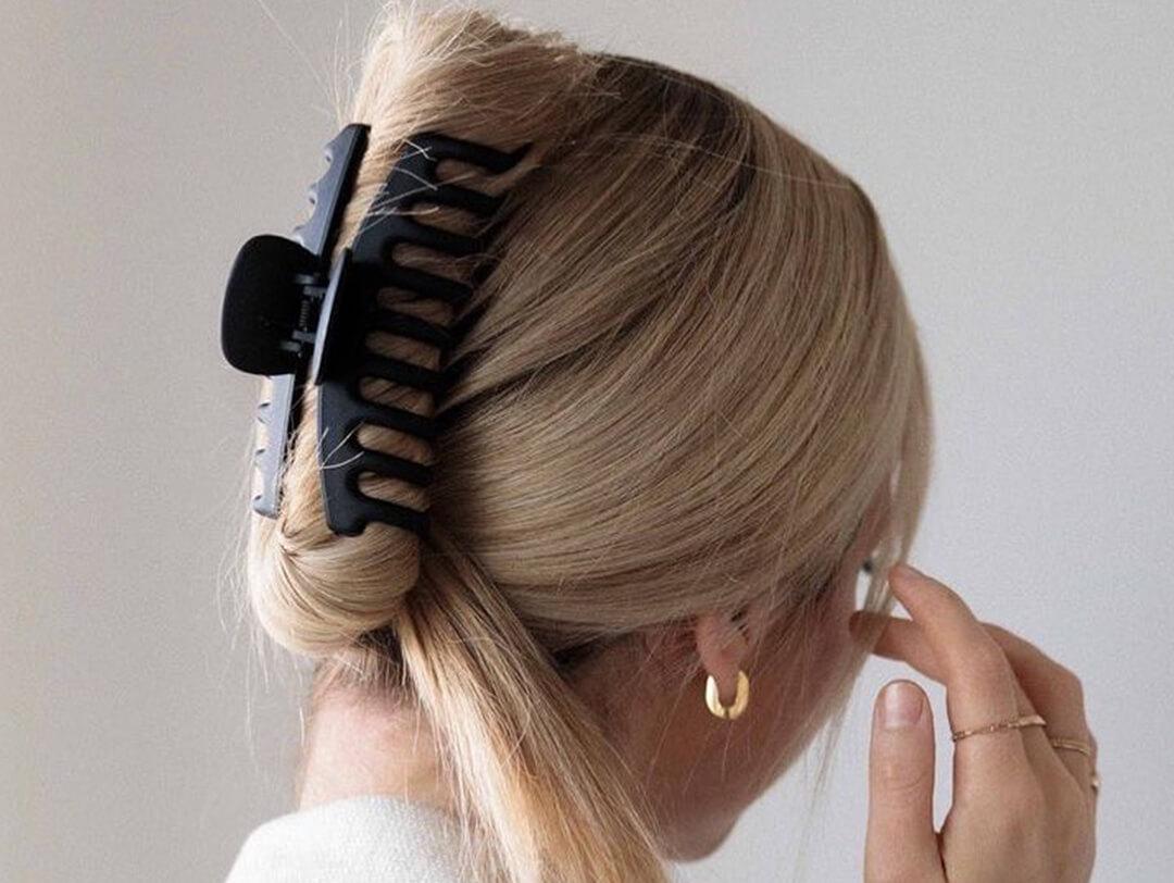 Shoulder-Length Updo With Large Black Clip Shoulder-Length Updo With Large Black Clip — Clips Easy Hairstyles 2027