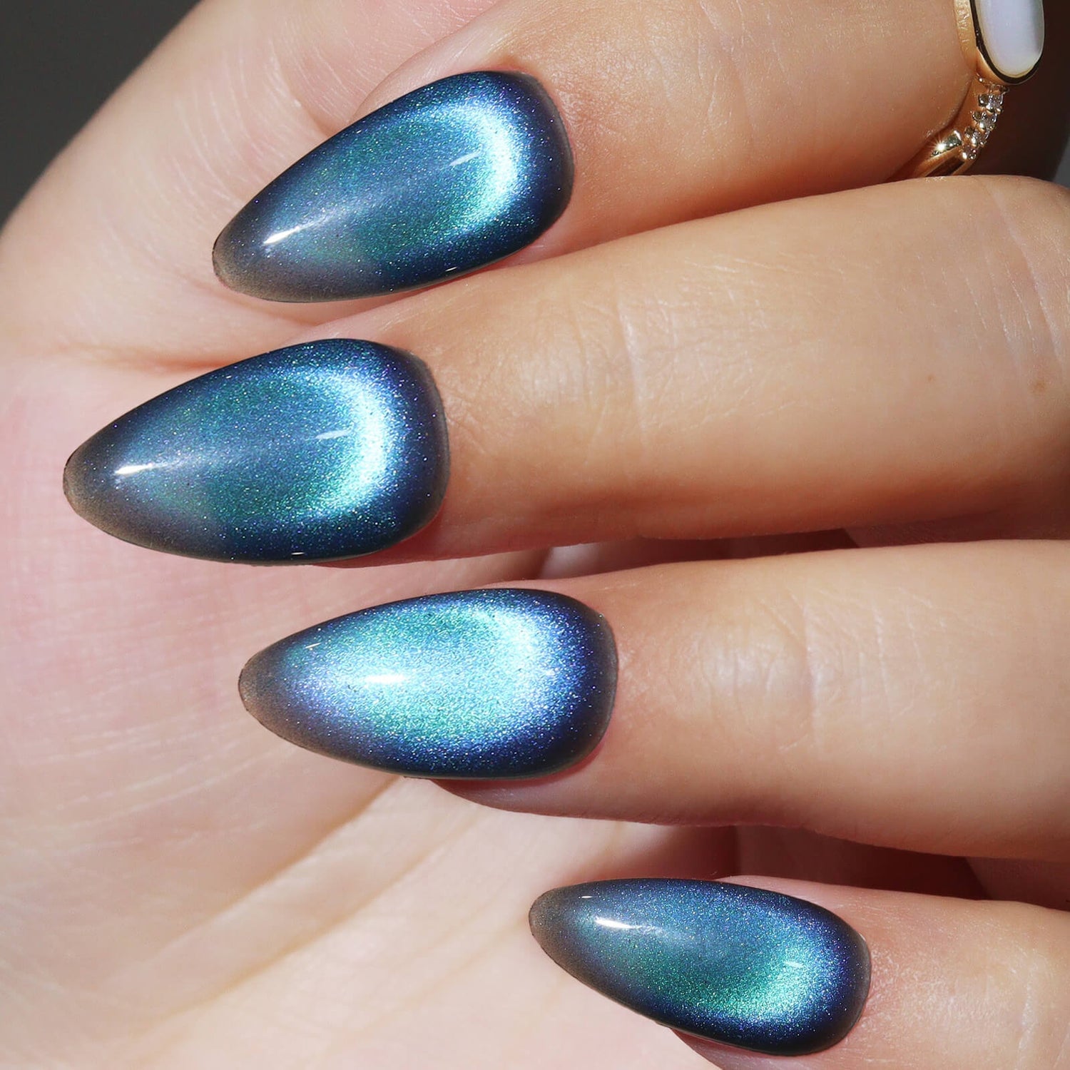 Deep Blue Teal Shift Cat Eye Nails Deep Blue Teal Shift Cat Eye Nails — Cocktail Party Nails 2027