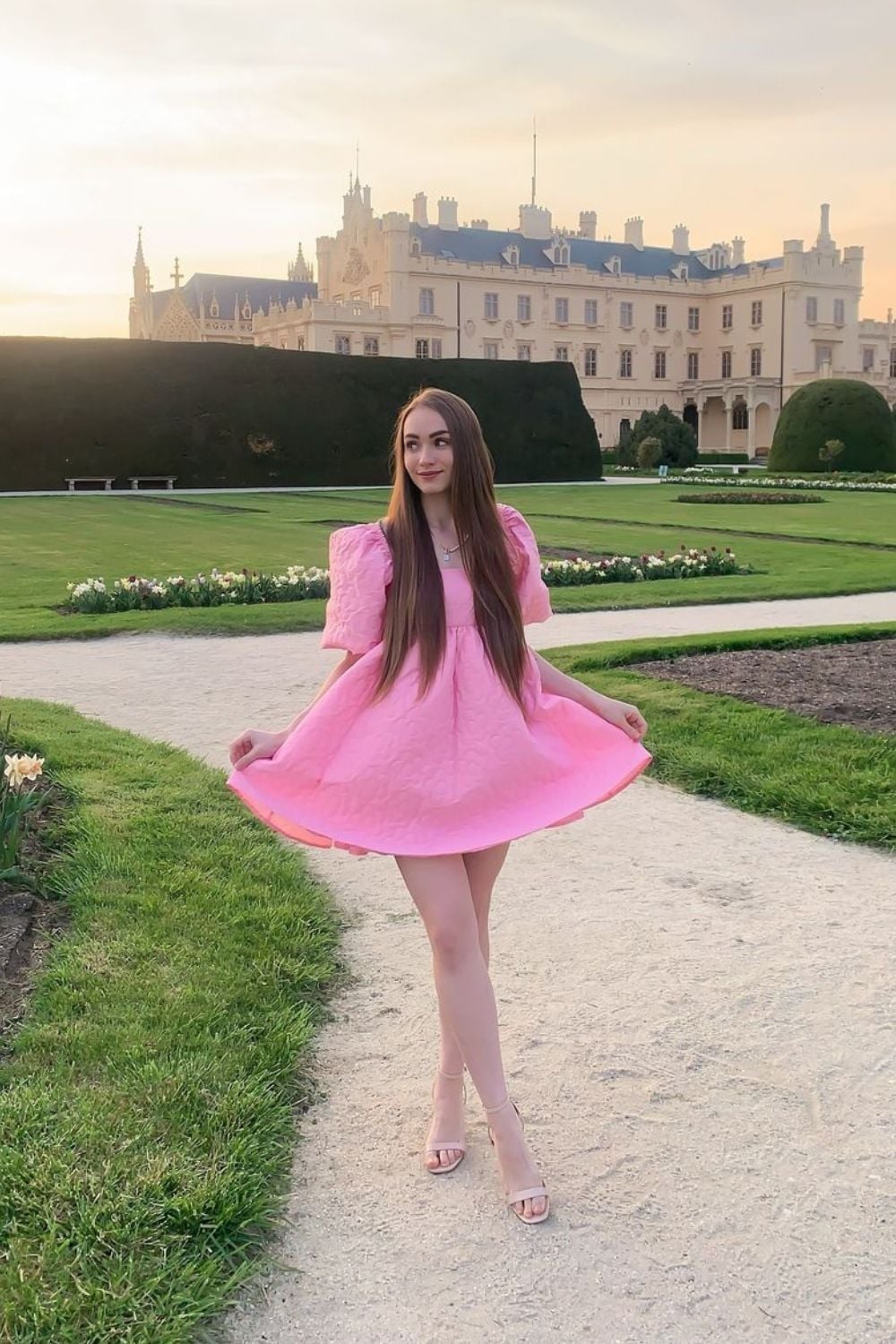 Textured pink puff-sleeve mini dress — Coquette Spring Outfits 2027