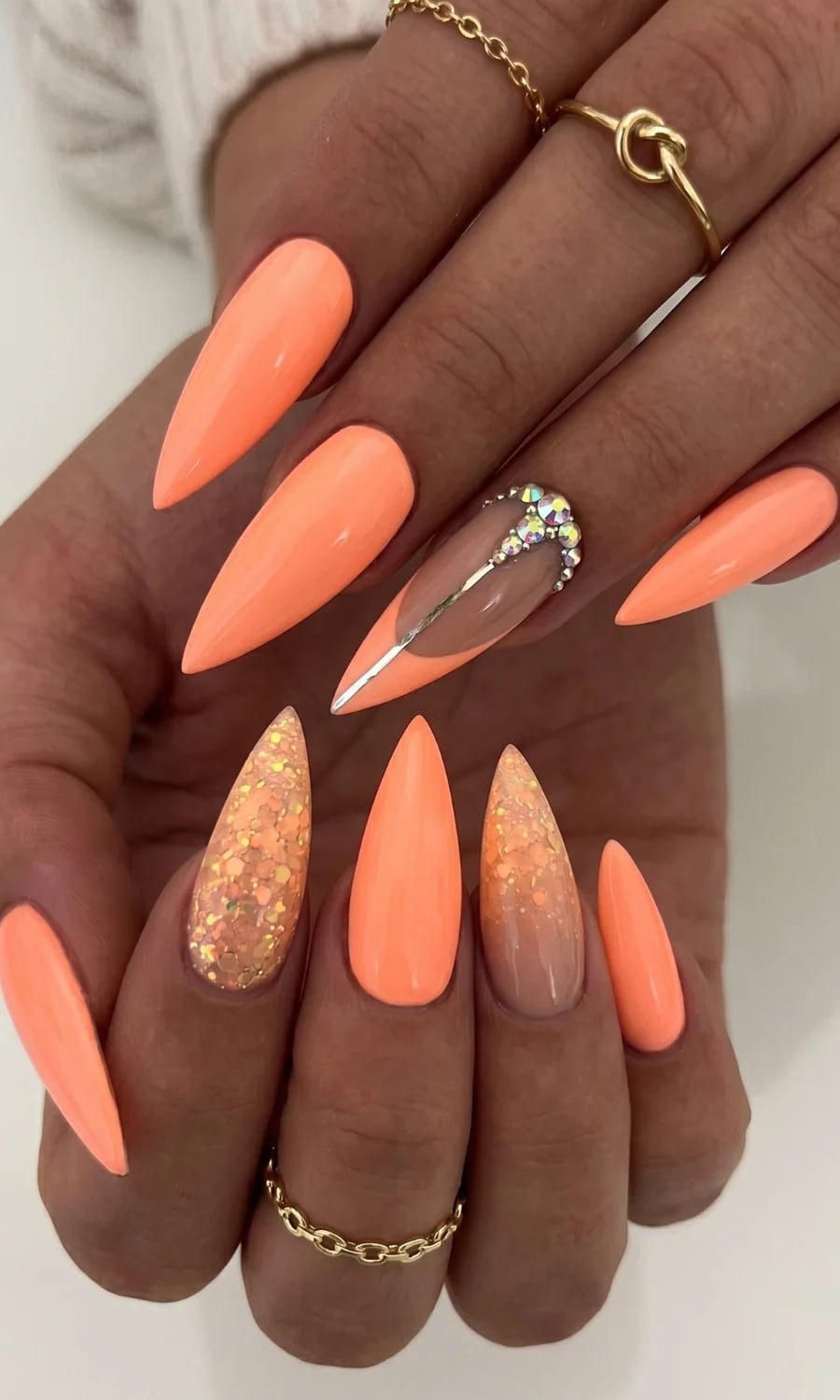 Coral Rhinestone Glitter Accent Stiletto Nails Coral Rhinestone Glitter Accent Stiletto Nails — Coral Stiletto Nails 2027