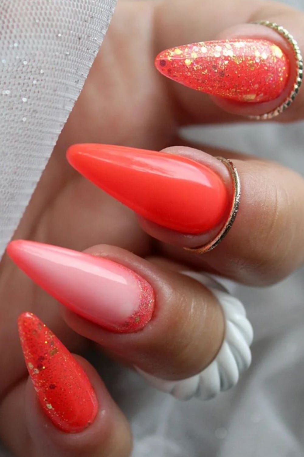 Medium Coral Pink Ombre Glitter Stiletto Nails Medium Coral Pink Ombre Glitter Stiletto Nails — Coral Stiletto Nails 2027