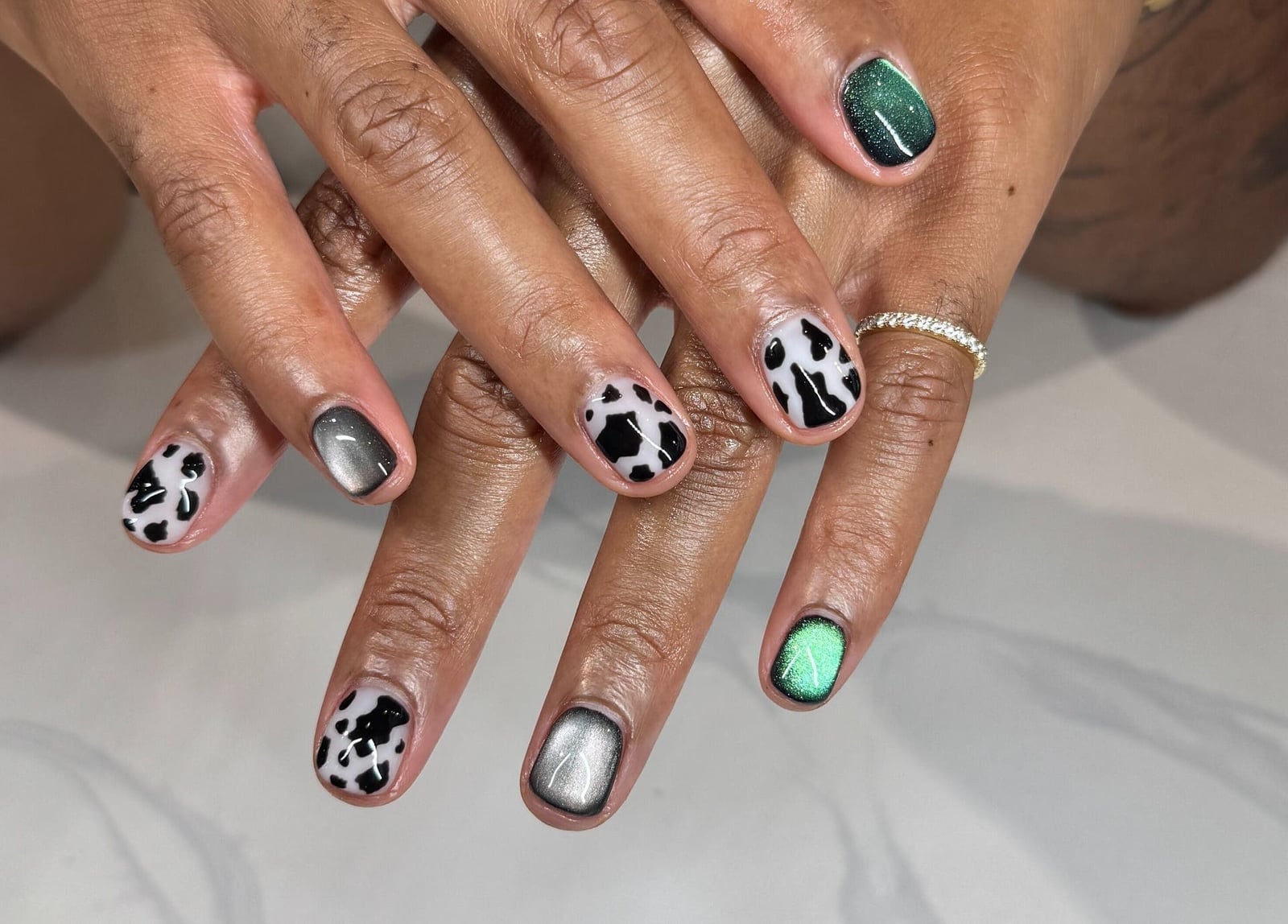 Short Mixed Finish Cow Print Cat Eye Shimmer Nails Short Mixed Finish Cow Print Cat Eye Shimmer Nails — Cow Print Airbrush Nails 2027