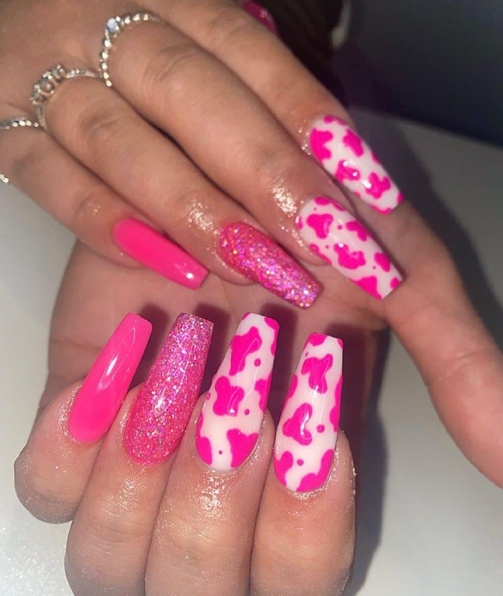 Hot Pink Cow Print Glitter Long Coffin Nails Hot Pink Cow Print Glitter Long Coffin Nails — Cow Print Airbrush Nails 2027