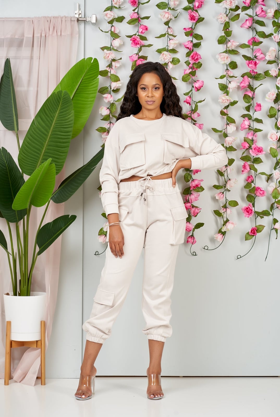Cream Textured Knit Joggers With Cropped Sweatshirt, Close-Up Take Cream Textured Knit Joggers With Cropped Sweatshirt, Close-Up Take — Cream Joggers Outfits 2027