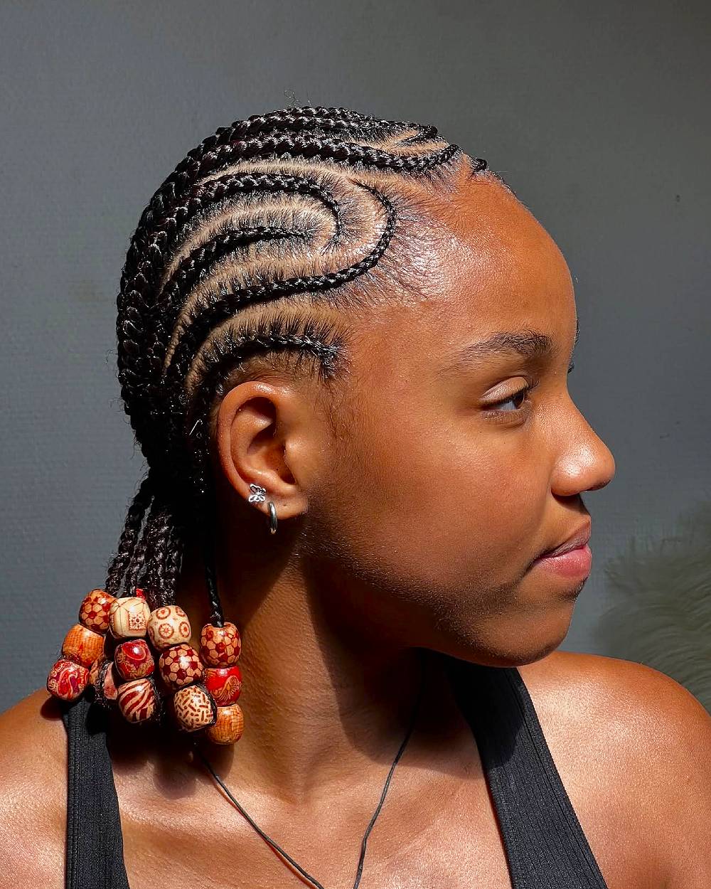 Curved Cornrows With Colorful Beads Curved Cornrows With Colorful Beads — Curved Cornrows 2027