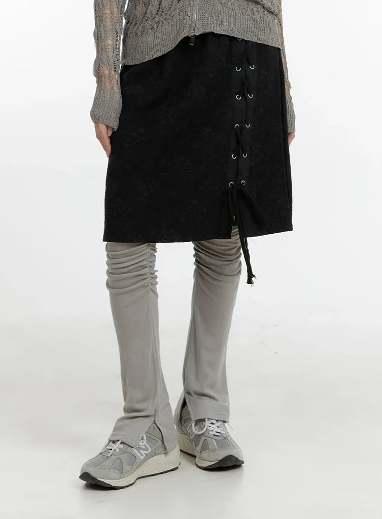 Gray ruched leggings under black lace-up skirt Gray ruched leggings under black lace-up skirt — Cyber Y2K Outfits 2027