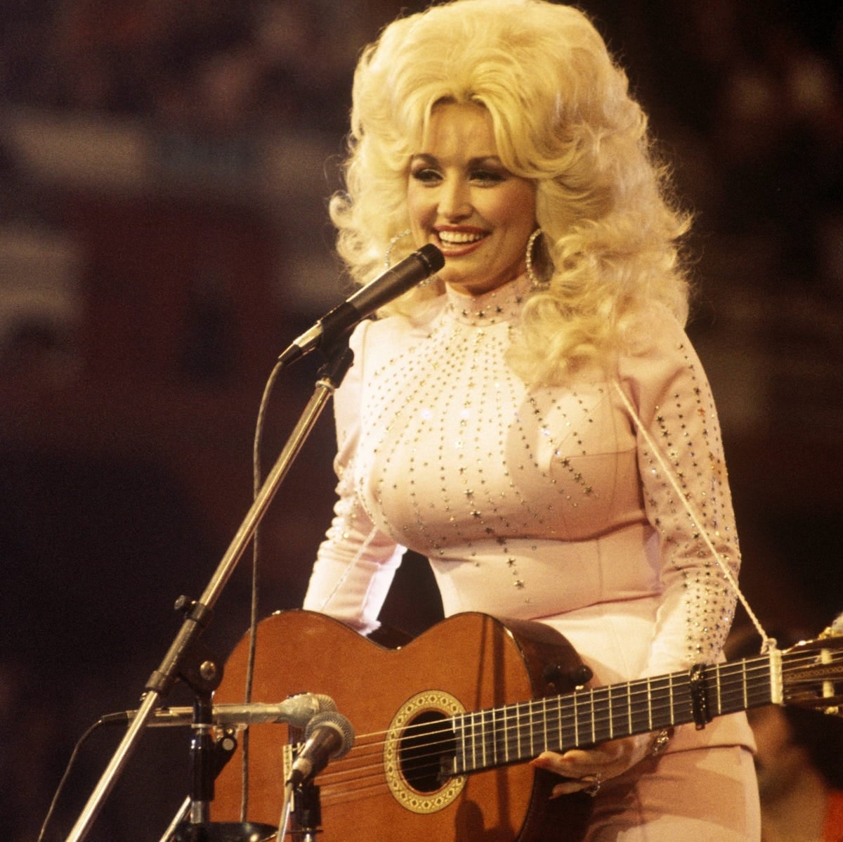 Voluminous Tight Curls Platinum Blonde Voluminous Tight Curls Platinum Blonde — Down Country Concert Hairstyles 2027