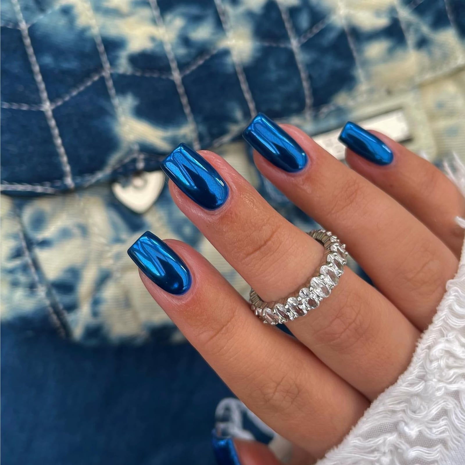 High-Impact Electric Blue Chrome Short Square Nails High-Impact Electric Blue Chrome Short Square Nails — Electric Blue Nails 2027