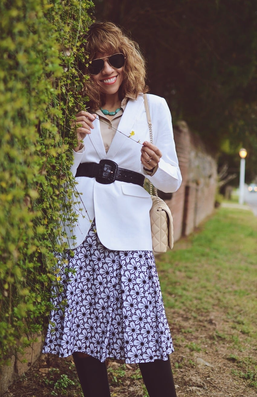 Geometric floral midi skirt with white blazer Geometric floral midi skirt with white blazer — Floral Skirt Outfits 2027
