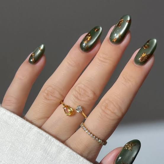 Medium Almond Sheer Pink Gold Leaf Foil Medium Almond Sheer Pink Gold Leaf Foil — Foil Nails 2027