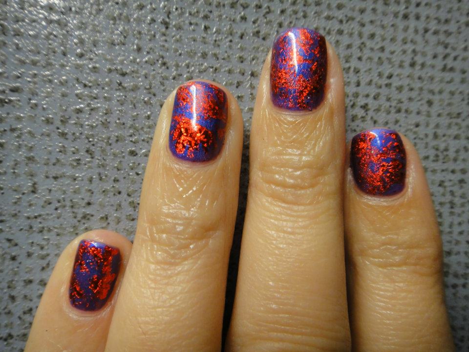 Short Oval Deep Blue Red Foil Accents Short Oval Deep Blue Red Foil Accents — Foil Nails 2027