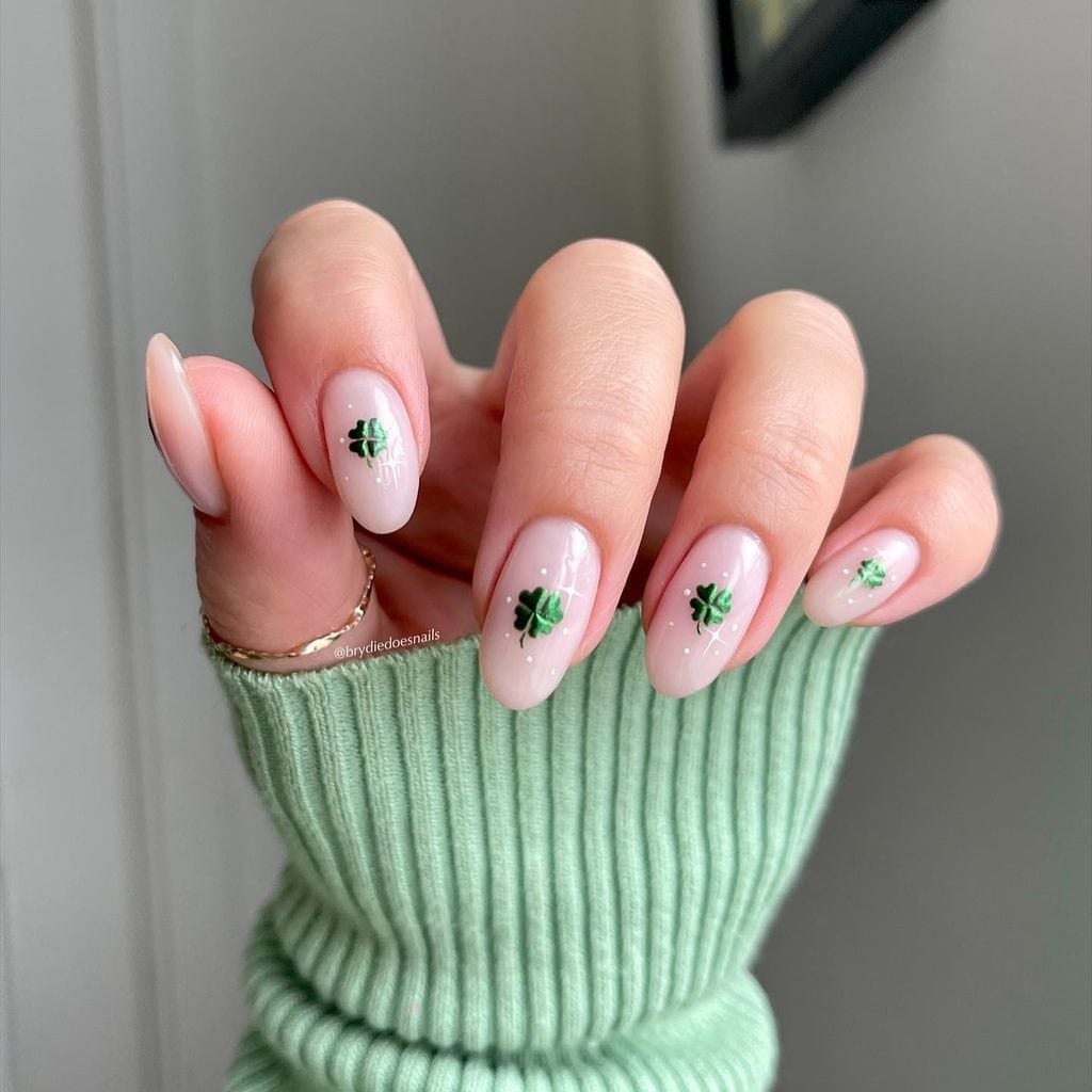 Sheer Pink Almond Nails With Green Clovers Sheer Pink Almond Nails With Green Clovers — Four Leaf Clover Nails 2027