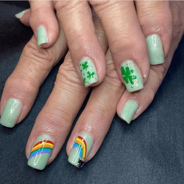 Medium Square Shimmery Green With Gold Dots Medium Square Shimmery Green With Gold Dots — Four Leaf Clover Nails 2027