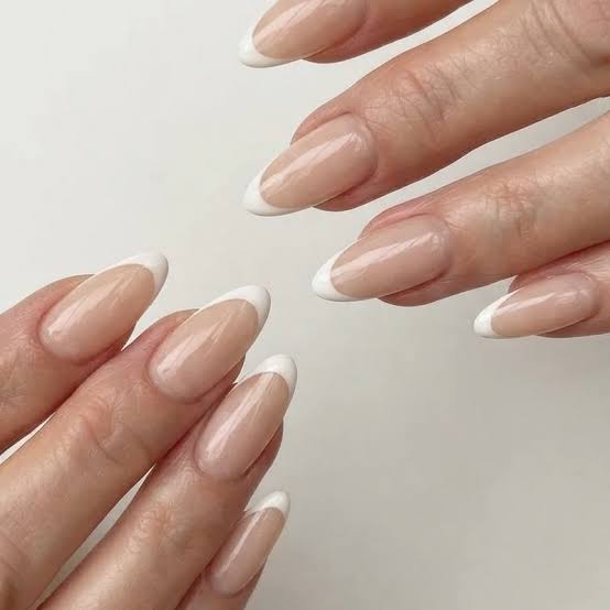 Classic White Tip Short Oval French Nails Classic White Tip Short Oval French Nails — French Tip Nails 2027 for Chubby Fingers