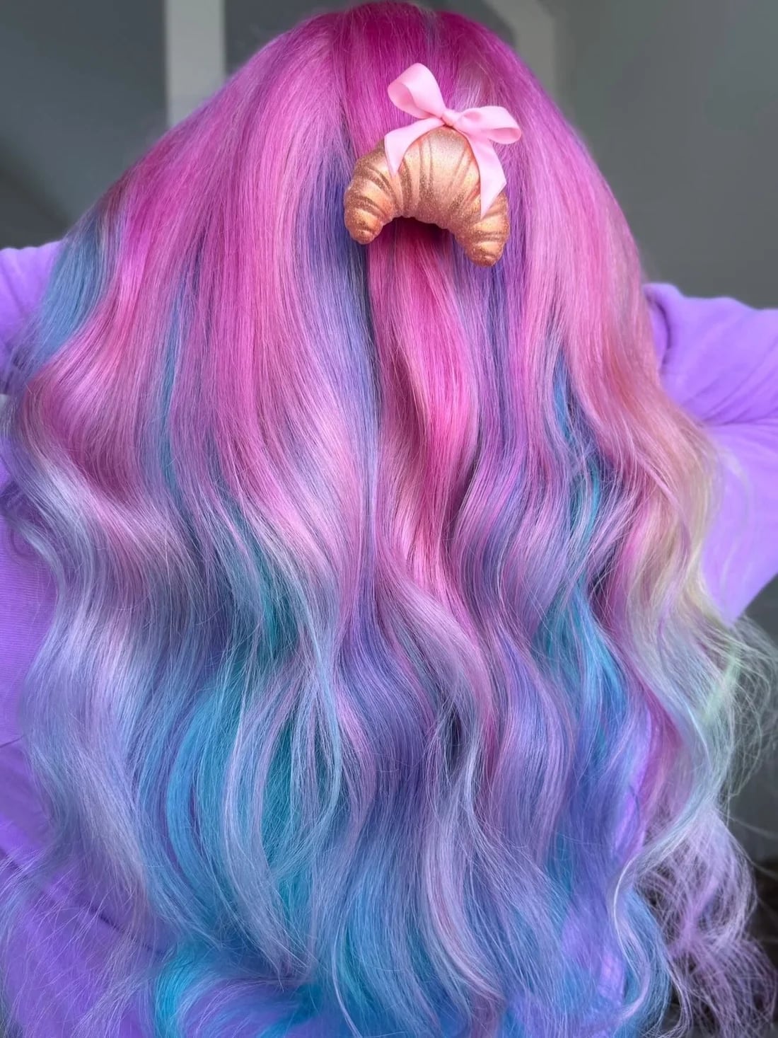 Mid-Back Waves With Unicorn Color Blend Mid-Back Waves With Unicorn Color Blend — Fun Hair Color Pastel 2027