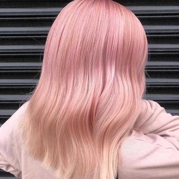 Collarbone Lob With Ombre Pastel Pink Collarbone Lob With Ombre Pastel Pink — Fun Hair Color Pastel 2027